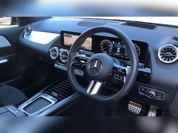 Used Mercedes-Benz GLA 2025 for sale - 77522404: Photo