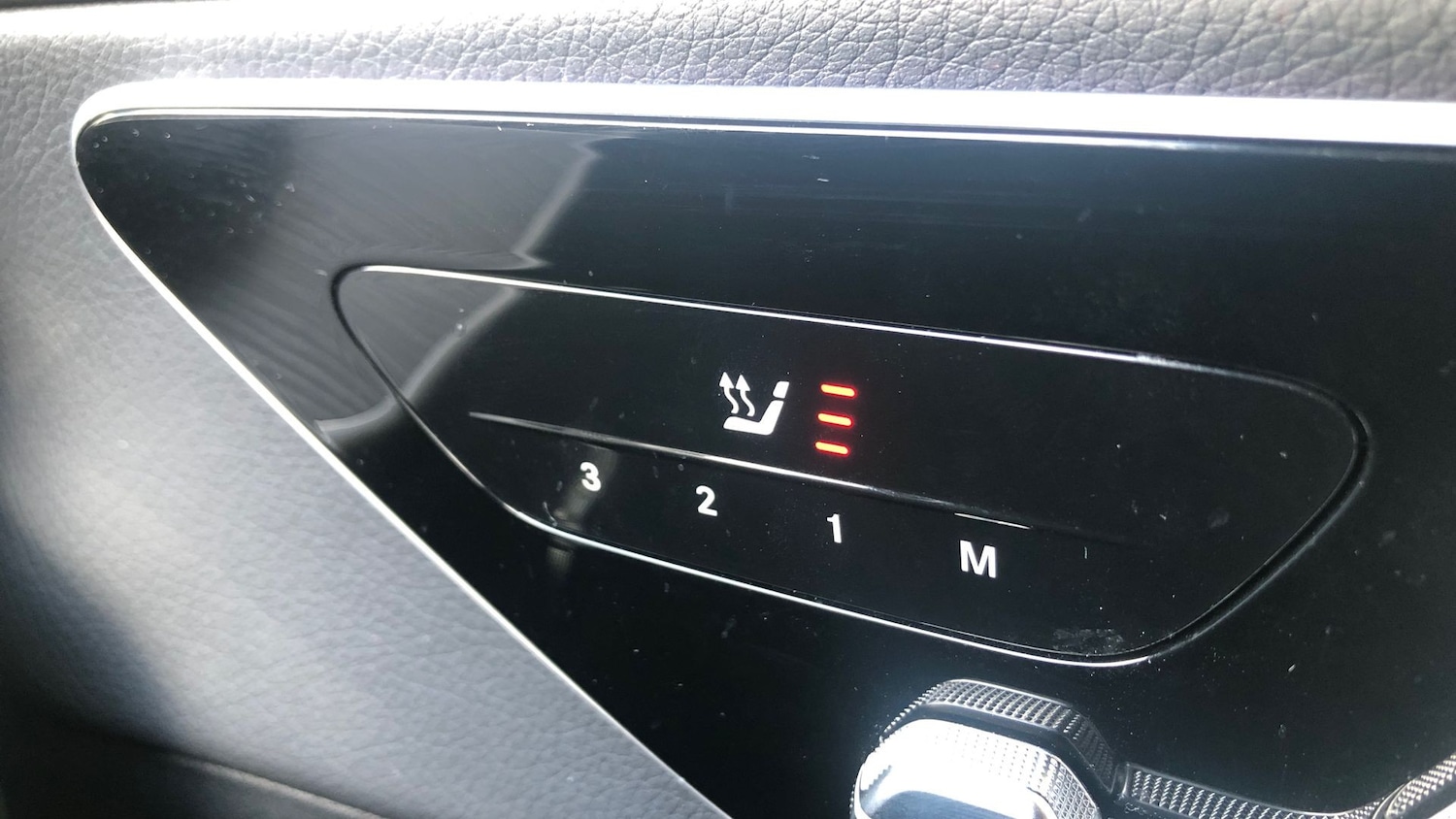 Used Mercedes-Benz GLC 2023 for sale - 76413588: Photo 23