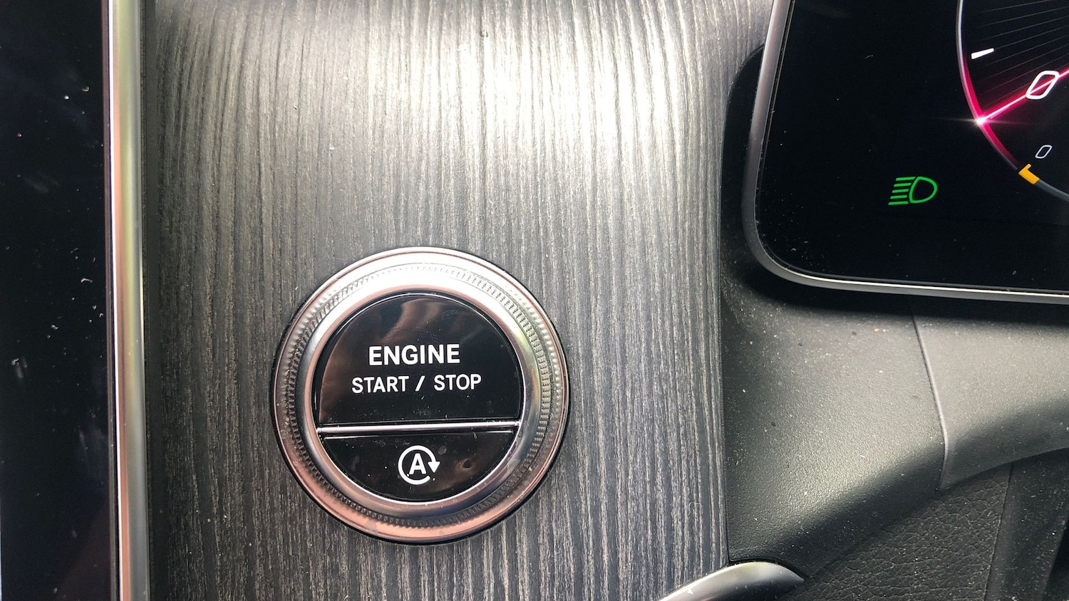 Used Mercedes-Benz GLC 2023 for sale - 76413588: Photo 30