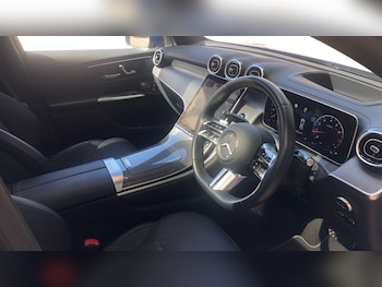 Used Mercedes-Benz GLC 2023 for sale - 76413588: Photo