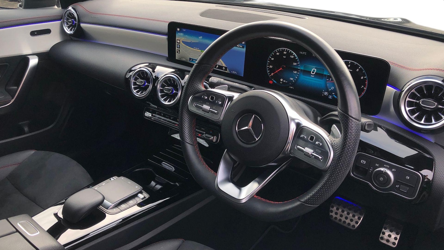 Used Mercedes-Benz CLA 2023 for sale - 76532287: Photo 3