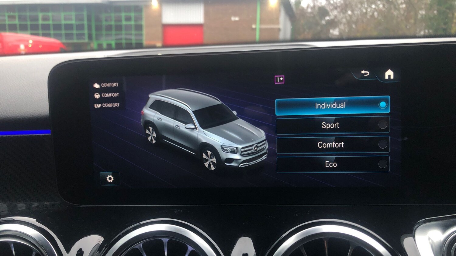 Used Mercedes-Benz GLB 2021 for sale - 76837504: Photo 25