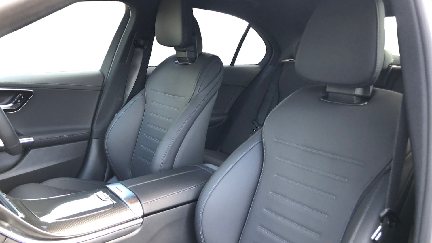 Used Mercedes-Benz C Class 2024 for sale - 76478059: Photo 11