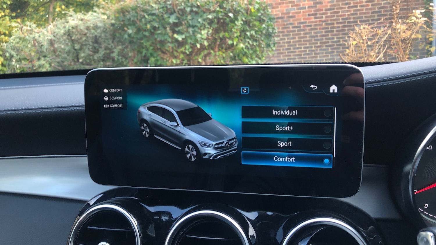 Used Mercedes-Benz GLC 2023 for sale - 76413567: Photo 29