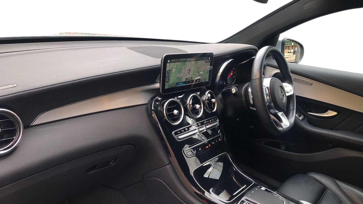 Used Mercedes-Benz GLC 2023 for sale - 76413567: Photo 8