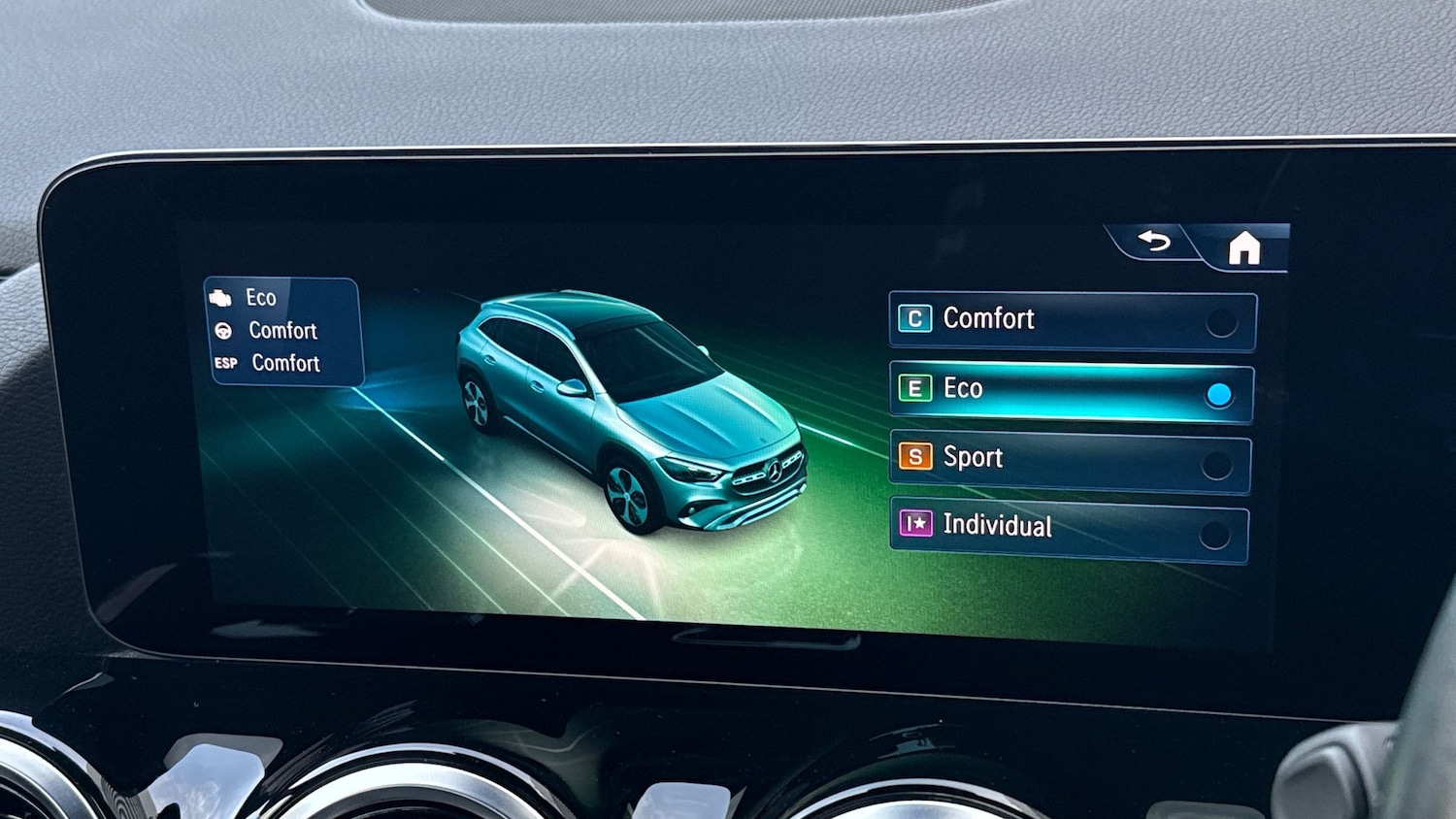 Used Mercedes-Benz GLA 2023 for sale - 77750433: Photo 30