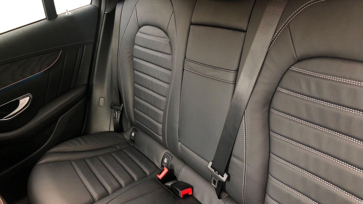 Used Mercedes-Benz EQC 2023 for sale - 76555290: Photo 12