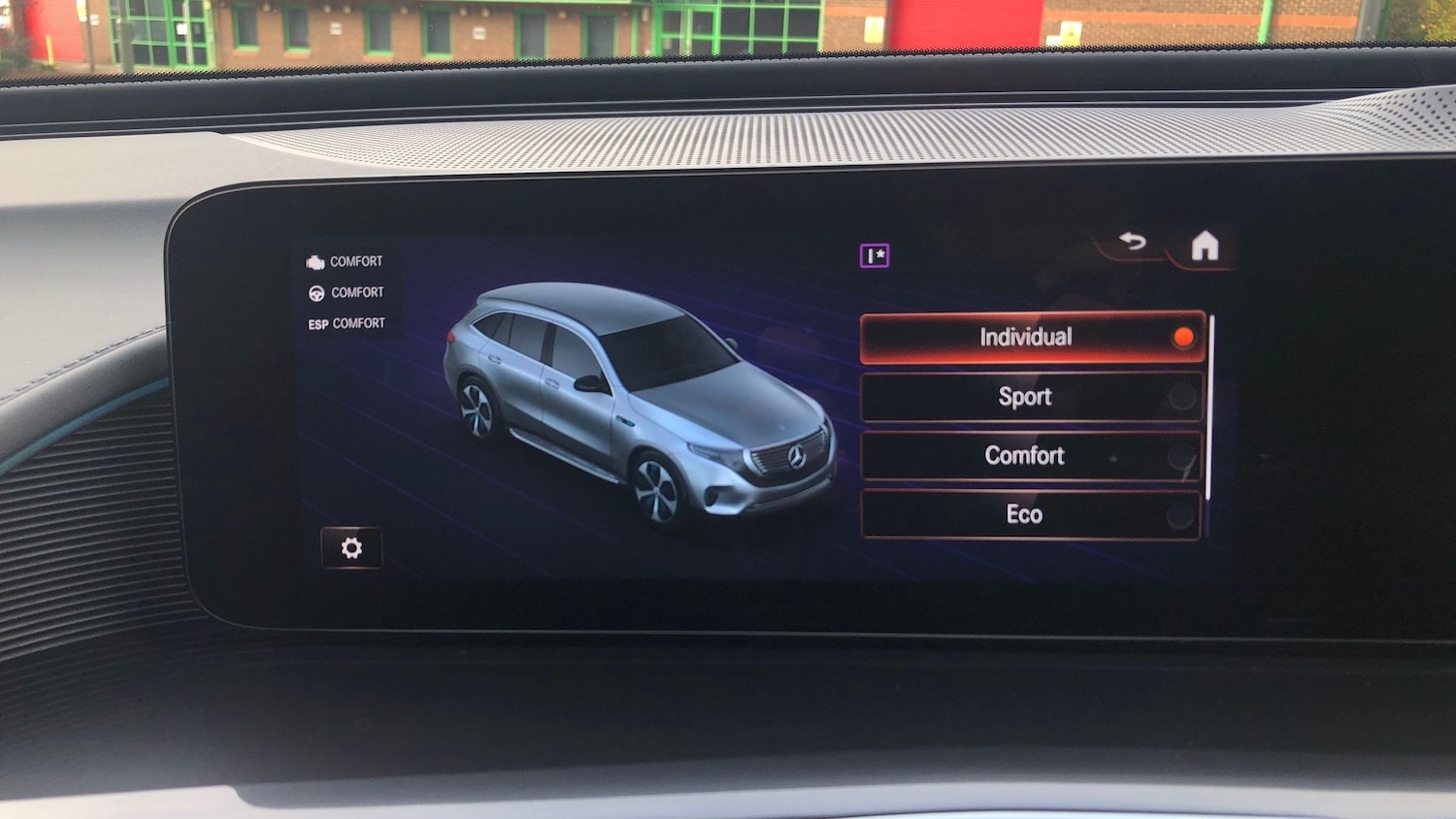 Used Mercedes-Benz EQC 2023 for sale - 76555290: Photo 24