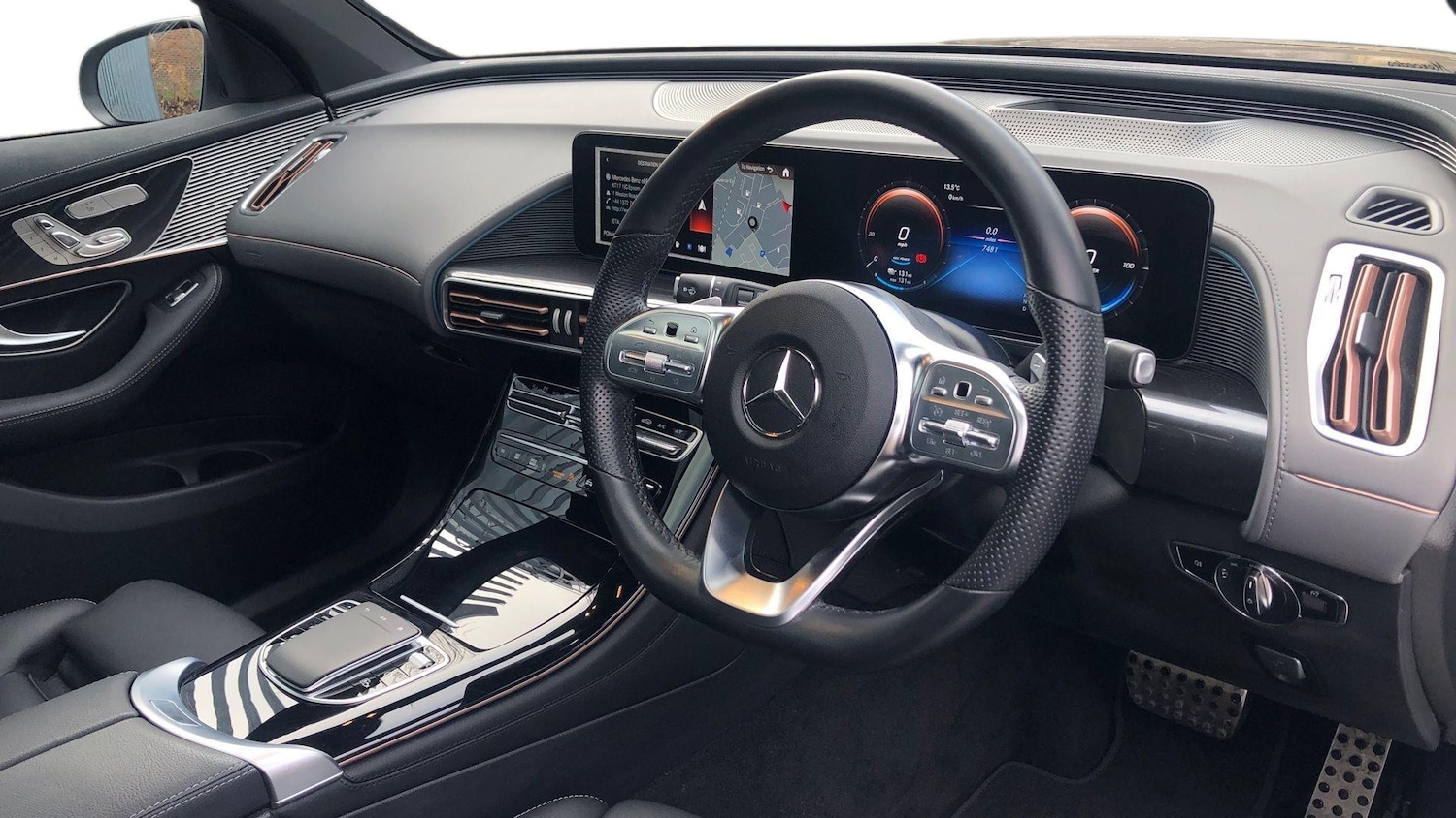 Used Mercedes-Benz EQC 2023 for sale - 76555290: Photo 3