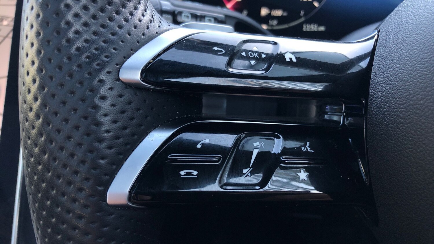 Used Mercedes-Benz GLC 2023 for sale - 76782833: Photo 19