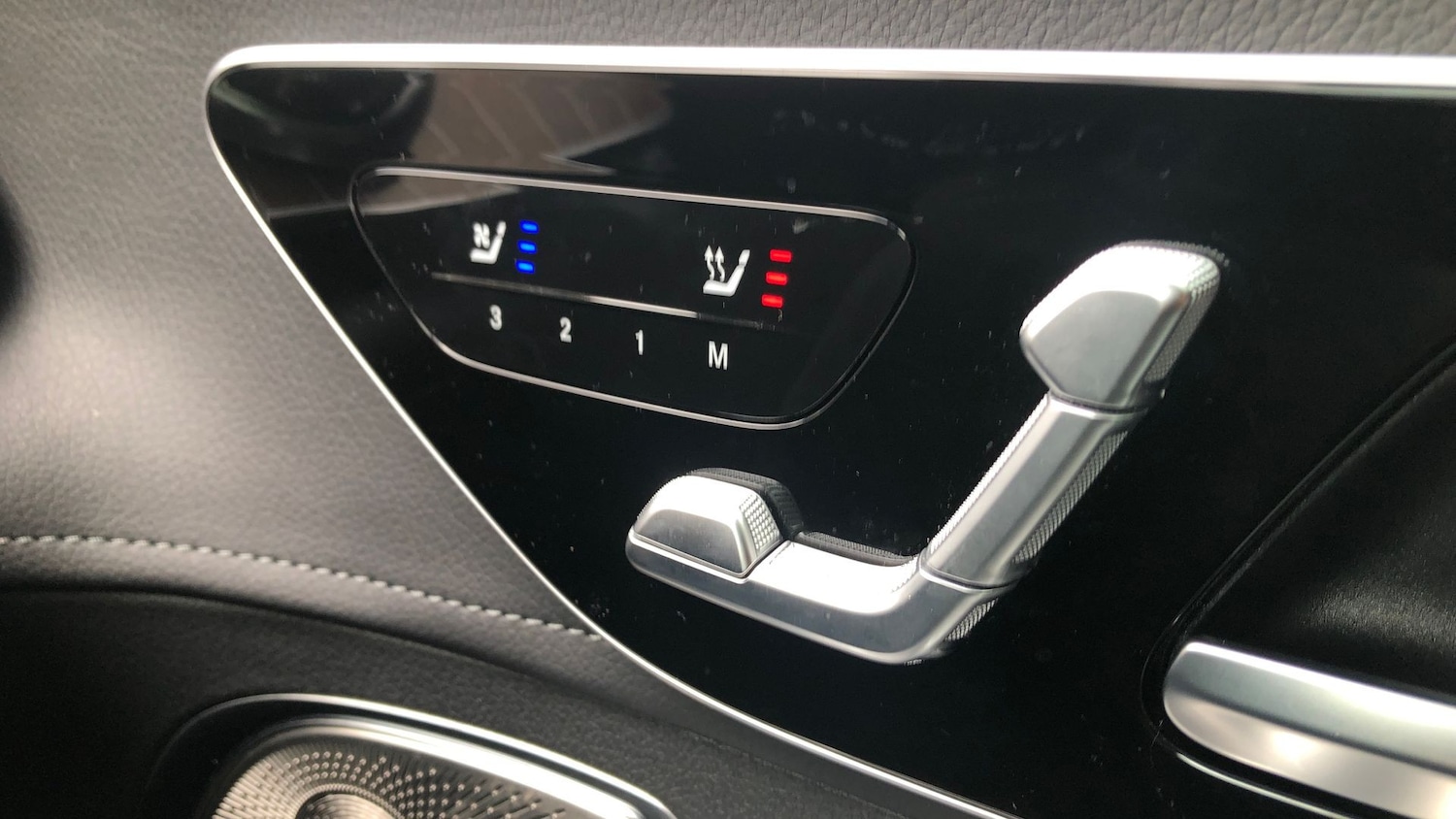 Used Mercedes-Benz EQA 2022 for sale - 76413783: Photo 21