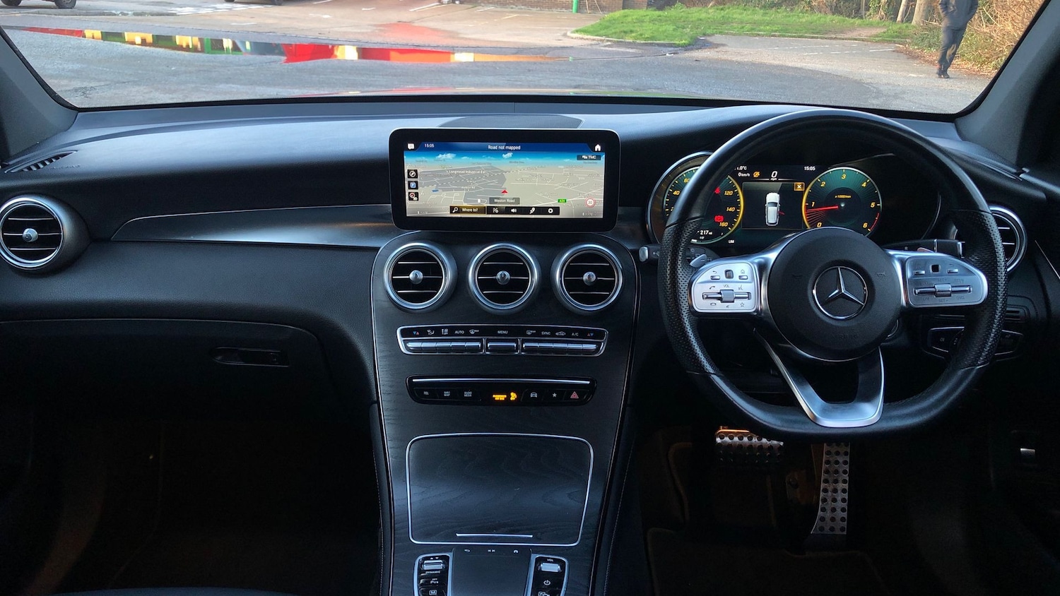 Used Mercedes-Benz GLC 2020 for sale - 76951500: Photo 18