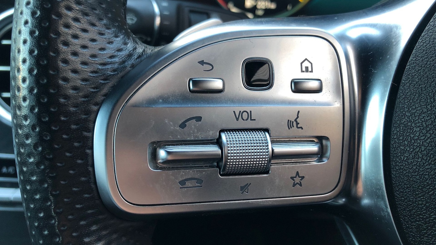 Used Mercedes-Benz GLC 2020 for sale - 76951500: Photo 19