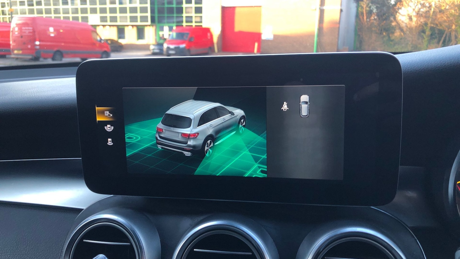 Used Mercedes-Benz GLC 2020 for sale - 76951500: Photo 29