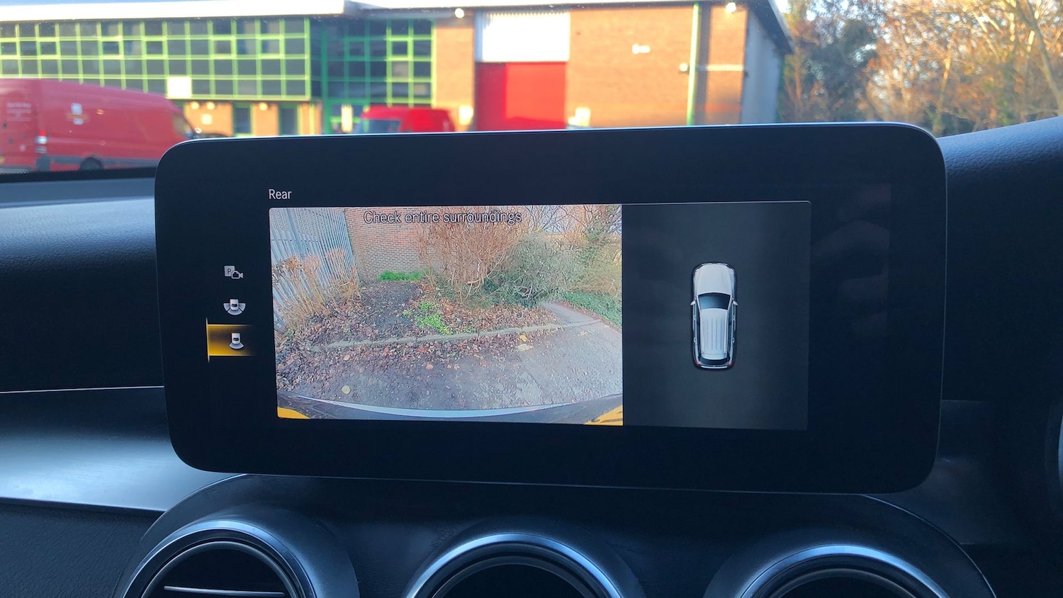 Used Mercedes-Benz GLC 2020 for sale - 76951500: Photo 31