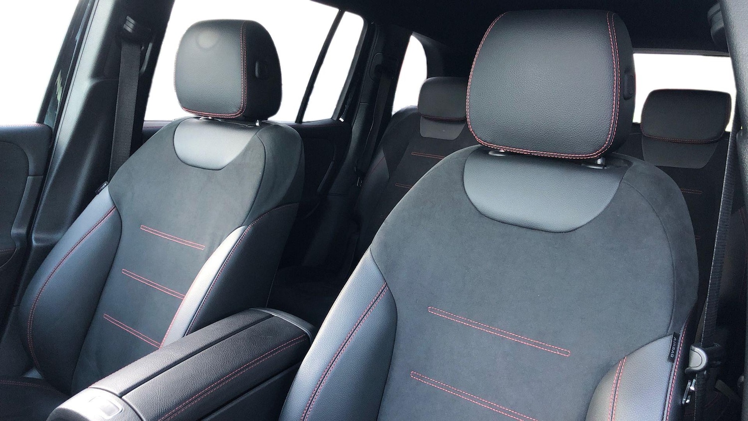 Used Mercedes-Benz GLB 2024 for sale - 77533641: Photo 11