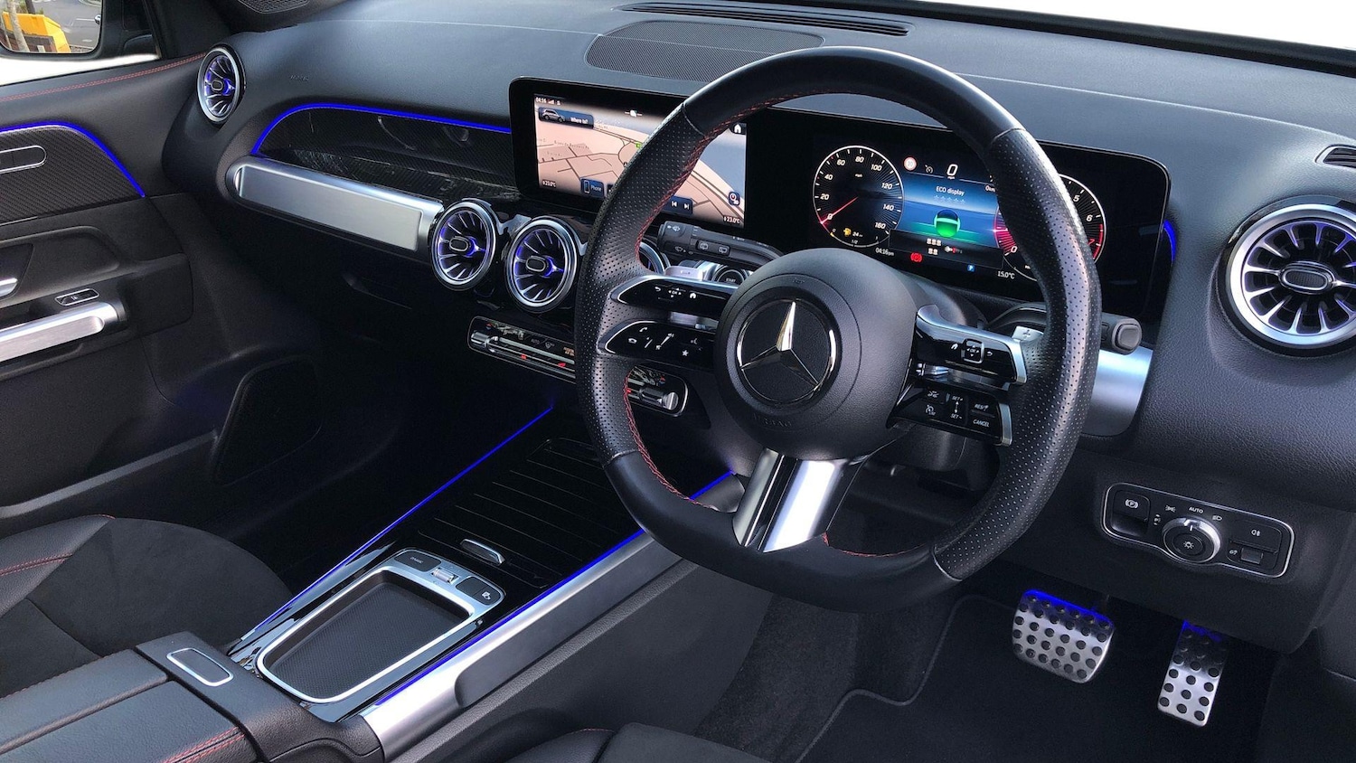 Used Mercedes-Benz GLB 2024 for sale - 77533641: Photo 3