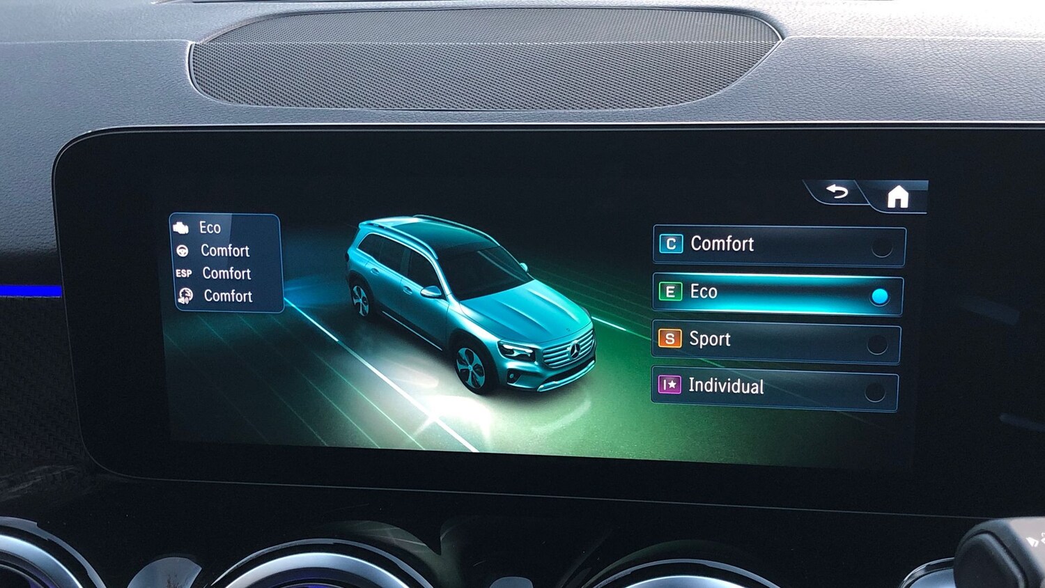 Used Mercedes-Benz GLB 2024 for sale - 77533641: Photo 35