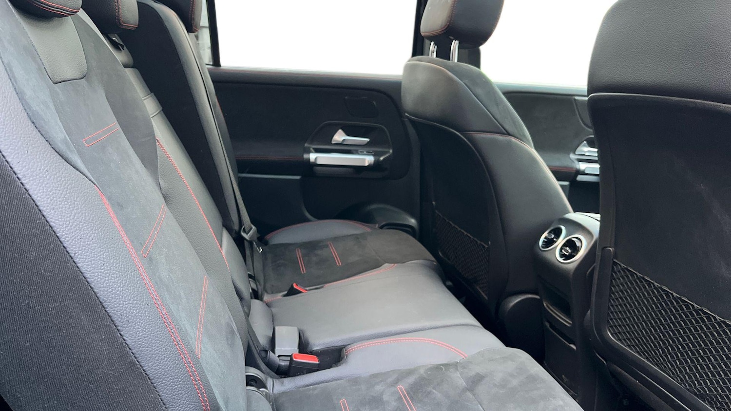 Used Mercedes-Benz GLB 2024 for sale - 77064354: Photo 12