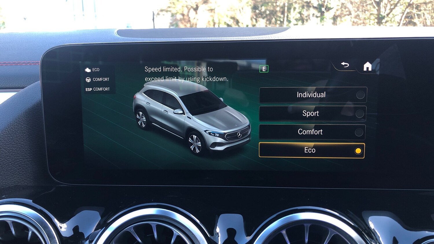 Used Mercedes-Benz EQA 2022 for sale - 77304802: Photo 26