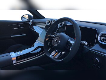 Used Mercedes-Benz GLC 2024 for sale - 77368309: Photo