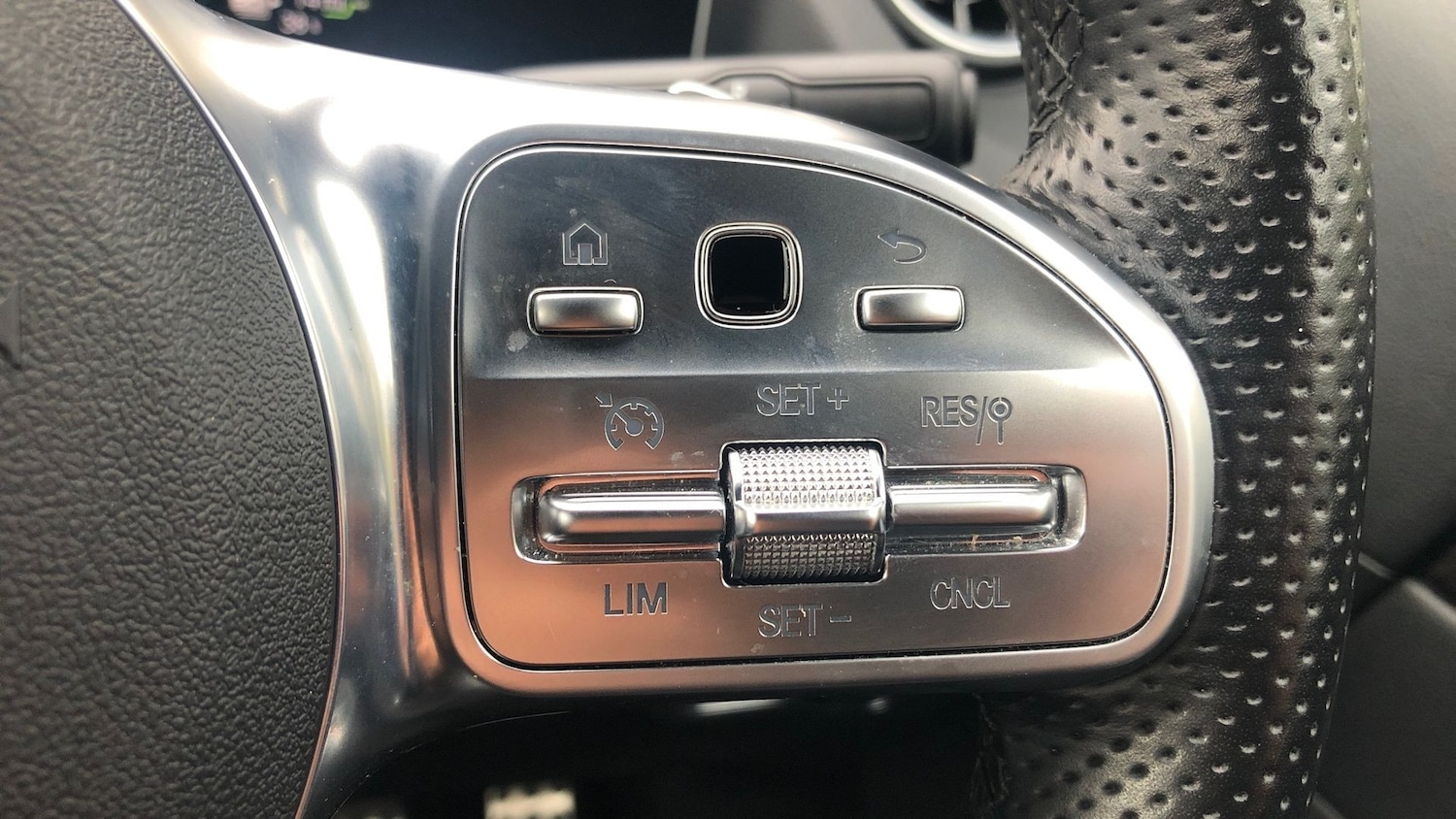 Used Mercedes-Benz GLA 2020 for sale - 76511169: Photo 21