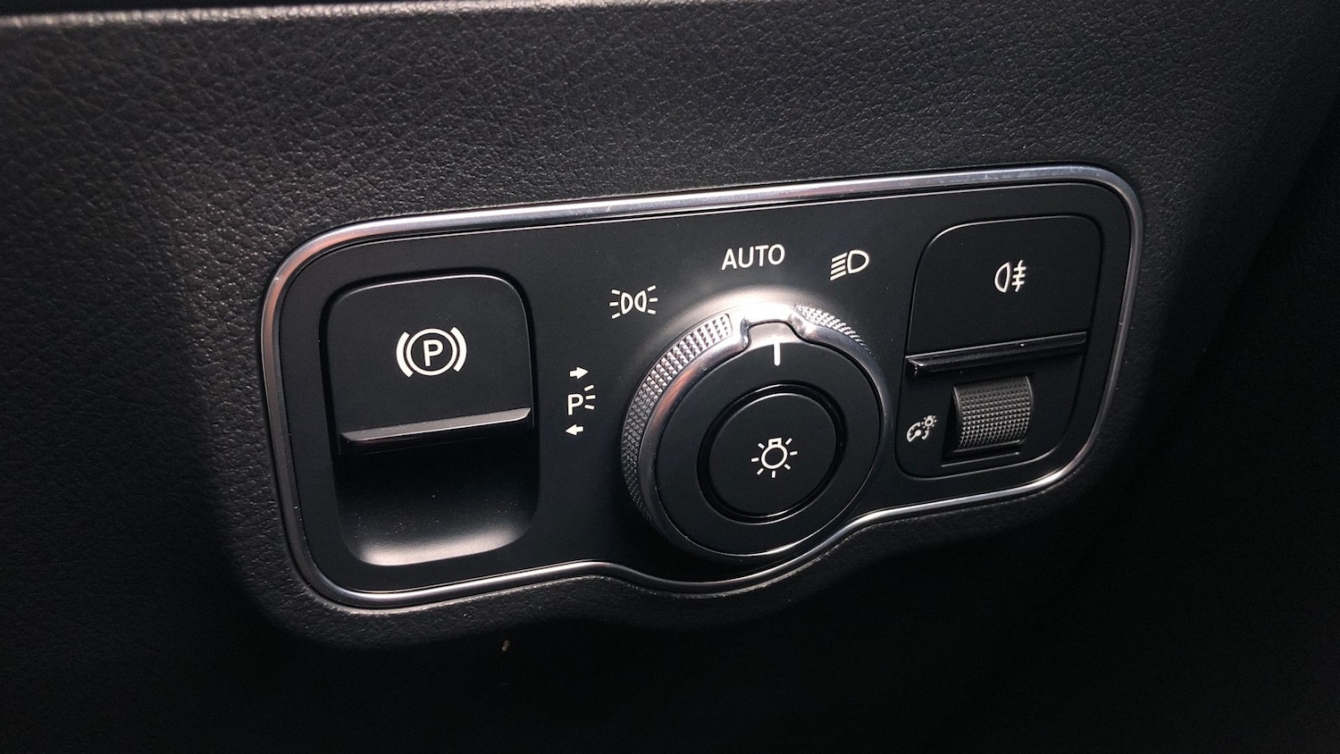 Used Mercedes-Benz GLA 2020 for sale - 76511169: Photo 27