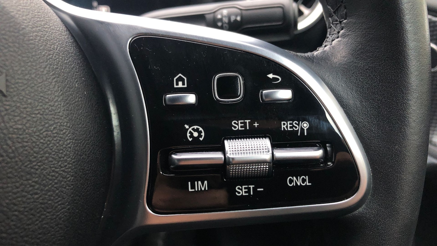 Used Mercedes-Benz A-Class 2022 for sale - 76413570: Photo 32