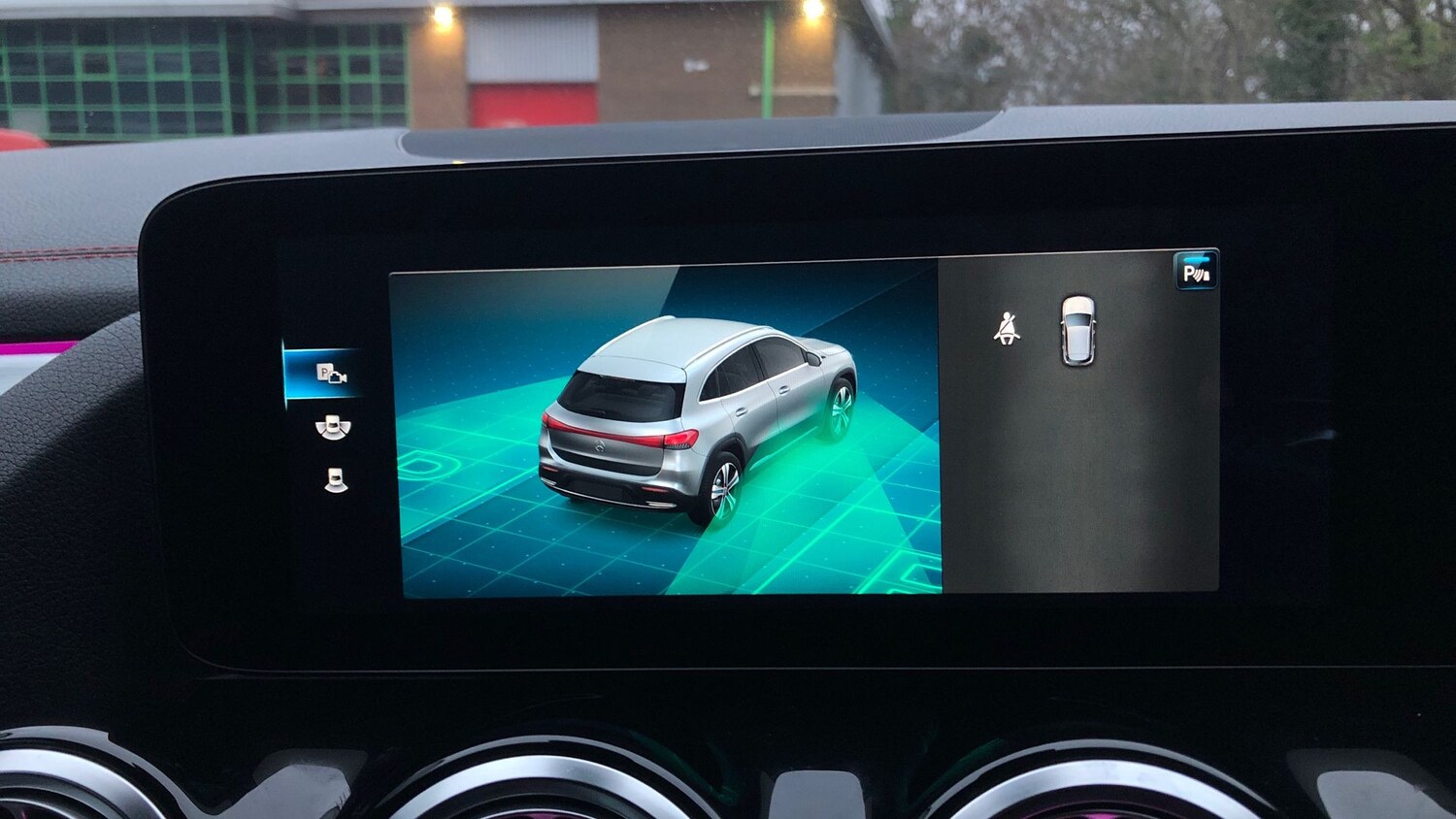 Used Mercedes-Benz EQA 2021 for sale - 76951502: Photo 32