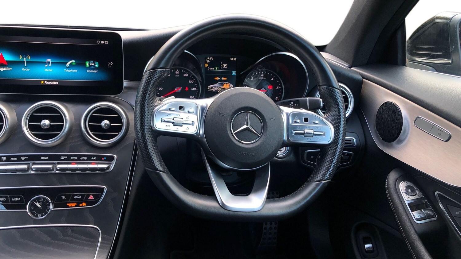 Used Mercedes-Benz C Class 2021 for sale - 76560219: Photo 9