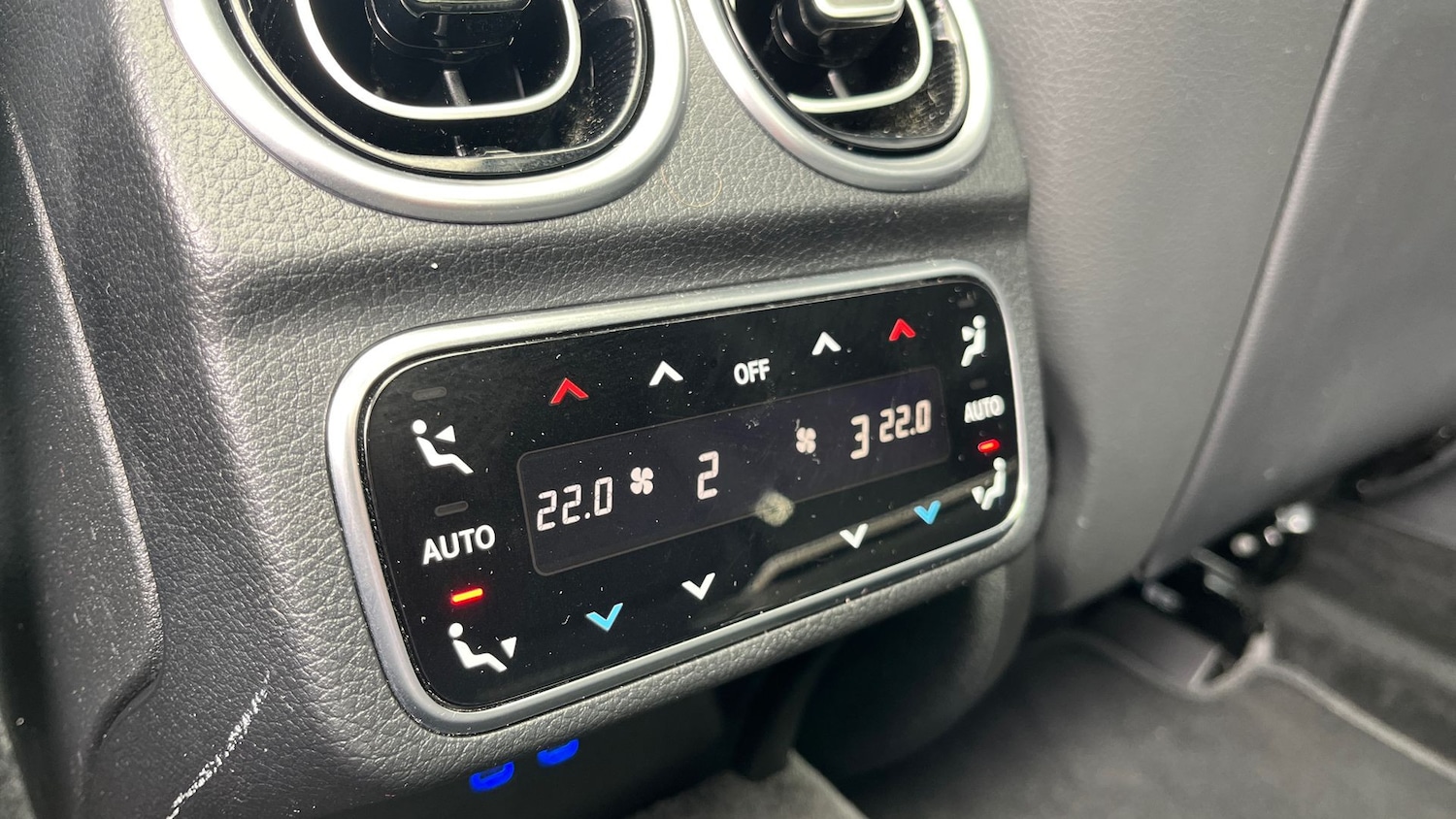 Used Mercedes-Benz C Class 2024 for sale - 76413664: Photo 17