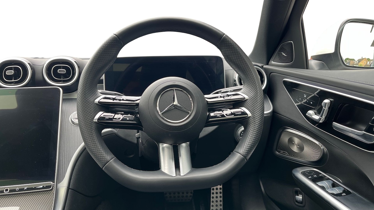 Used Mercedes-Benz C Class 2024 for sale - 76413664: Photo 26