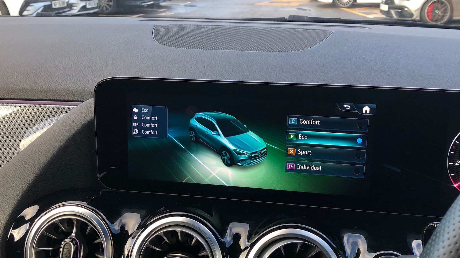 Used Mercedes-Benz GLA 2025 for sale - 77342944: Photo 35