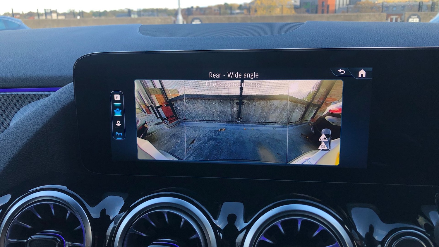 Used Mercedes-Benz GLA 2023 for sale - 76413560: Photo 30