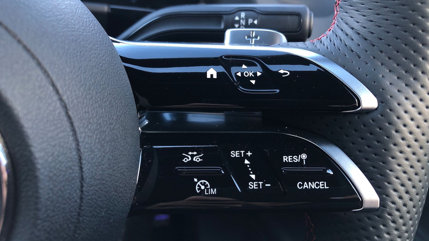 Used Mercedes-Benz GLA 2023 for sale - 76413560: Photo 32