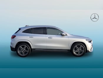 Used Mercedes-Benz GLA 2023 for sale - 76413560: Photo