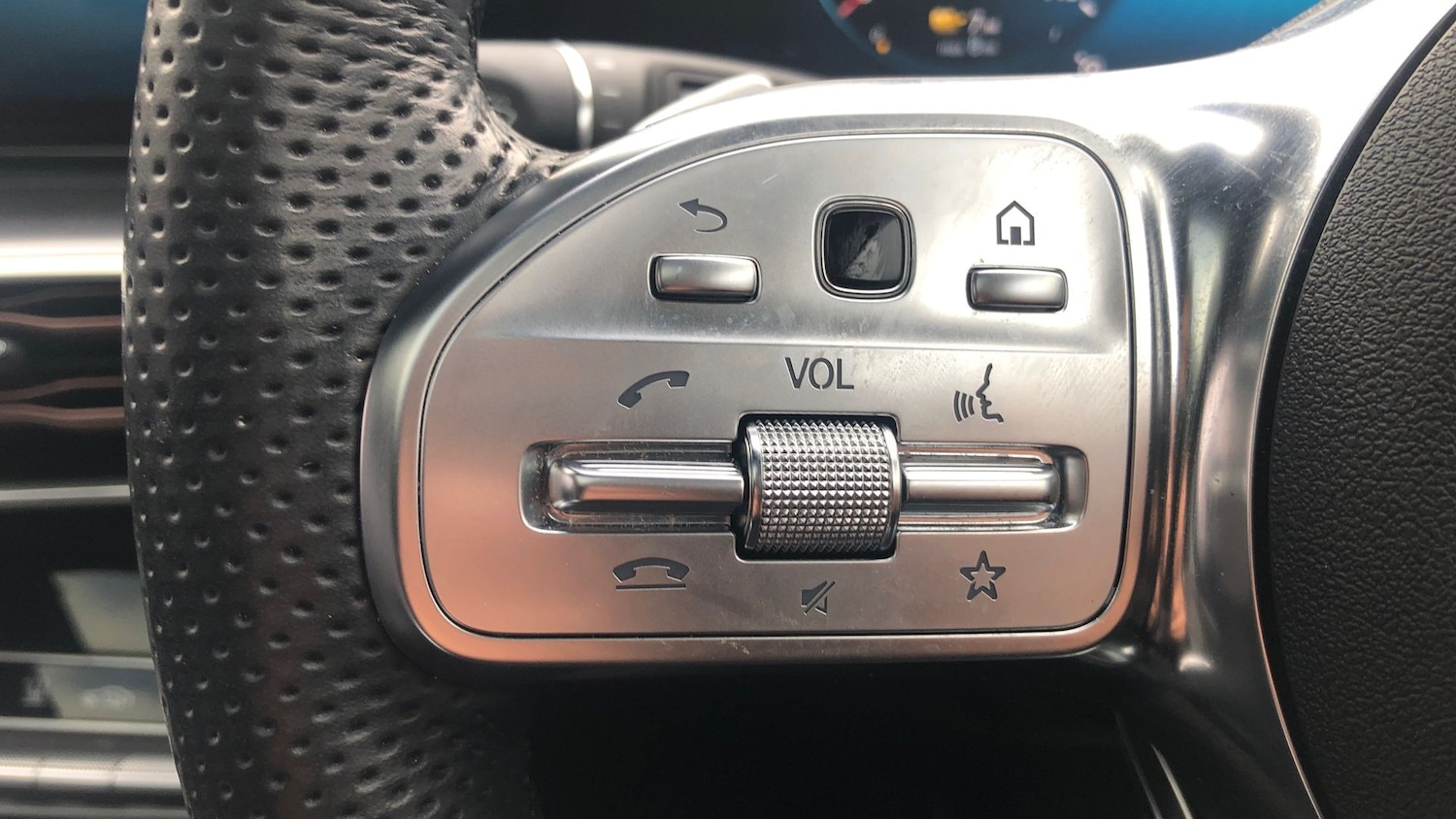 Used Mercedes-Benz EQC 2023 for sale - 77213833: Photo 19