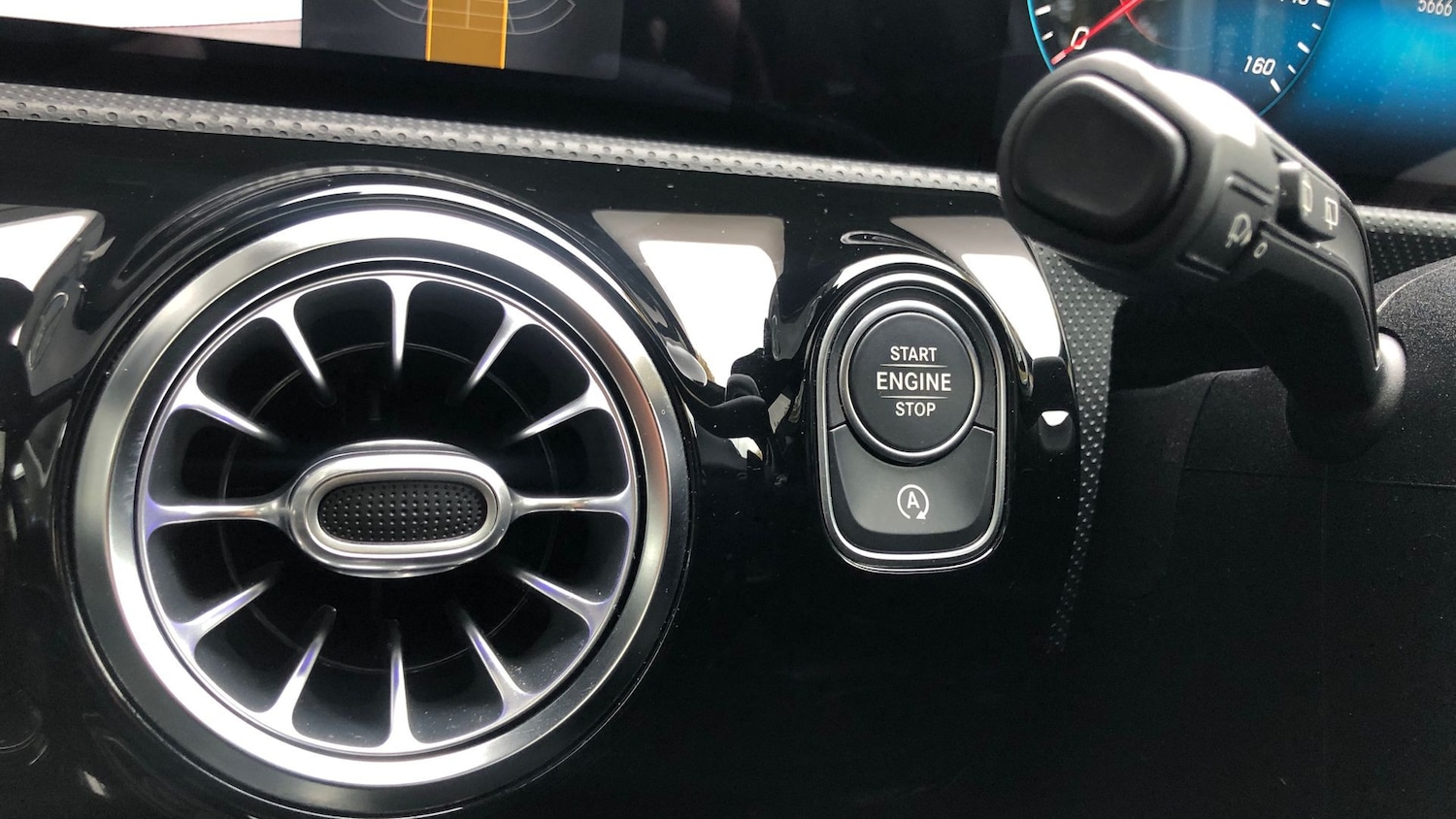 Used Mercedes-Benz A-Class 2019 for sale - 76450458: Photo 34