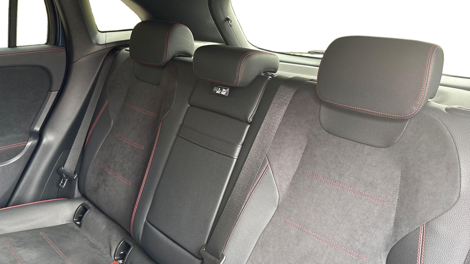 Used Mercedes-Benz EQA 2022 for sale - 76413727: Photo 12