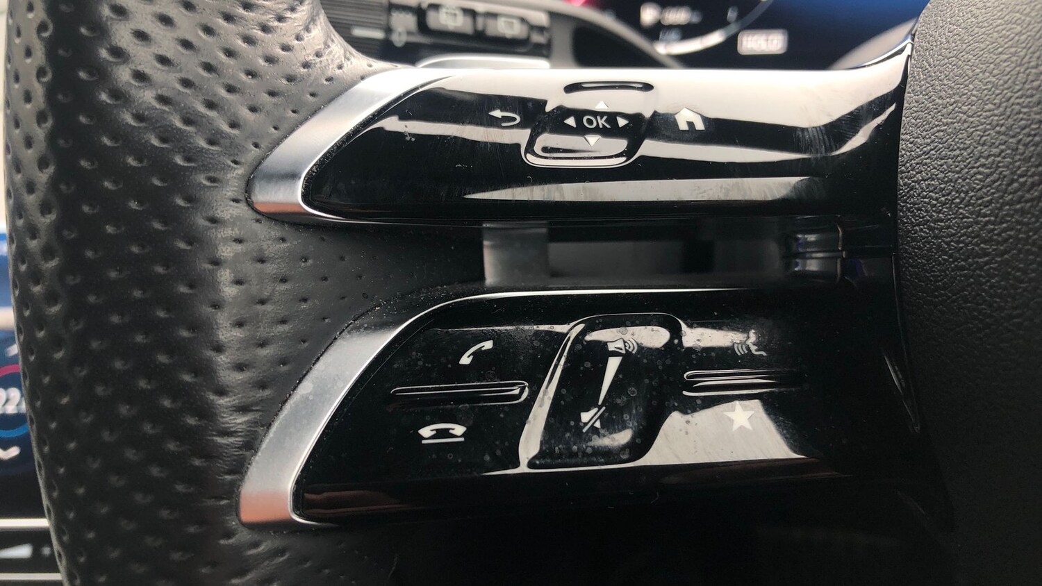 Used Mercedes-Benz GLC 2023 for sale - 76911490: Photo 19