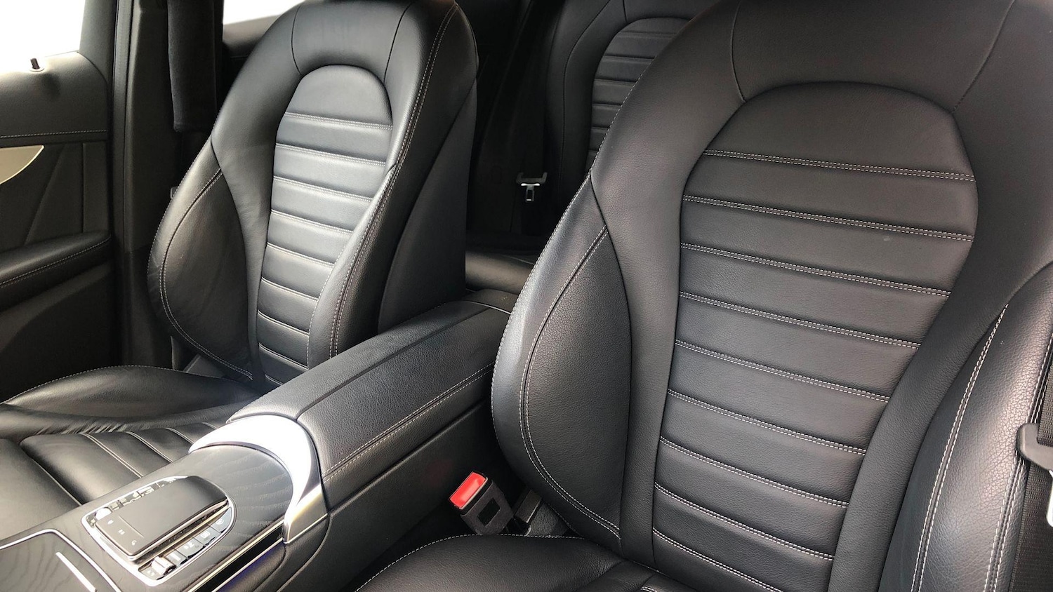 Used Mercedes-Benz GLC 2021 for sale - 76413704: Photo 11