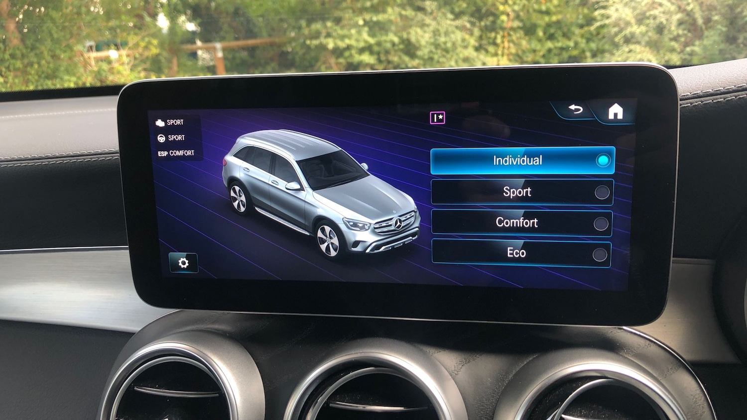 Used Mercedes-Benz GLC 2021 for sale - 76413704: Photo 23