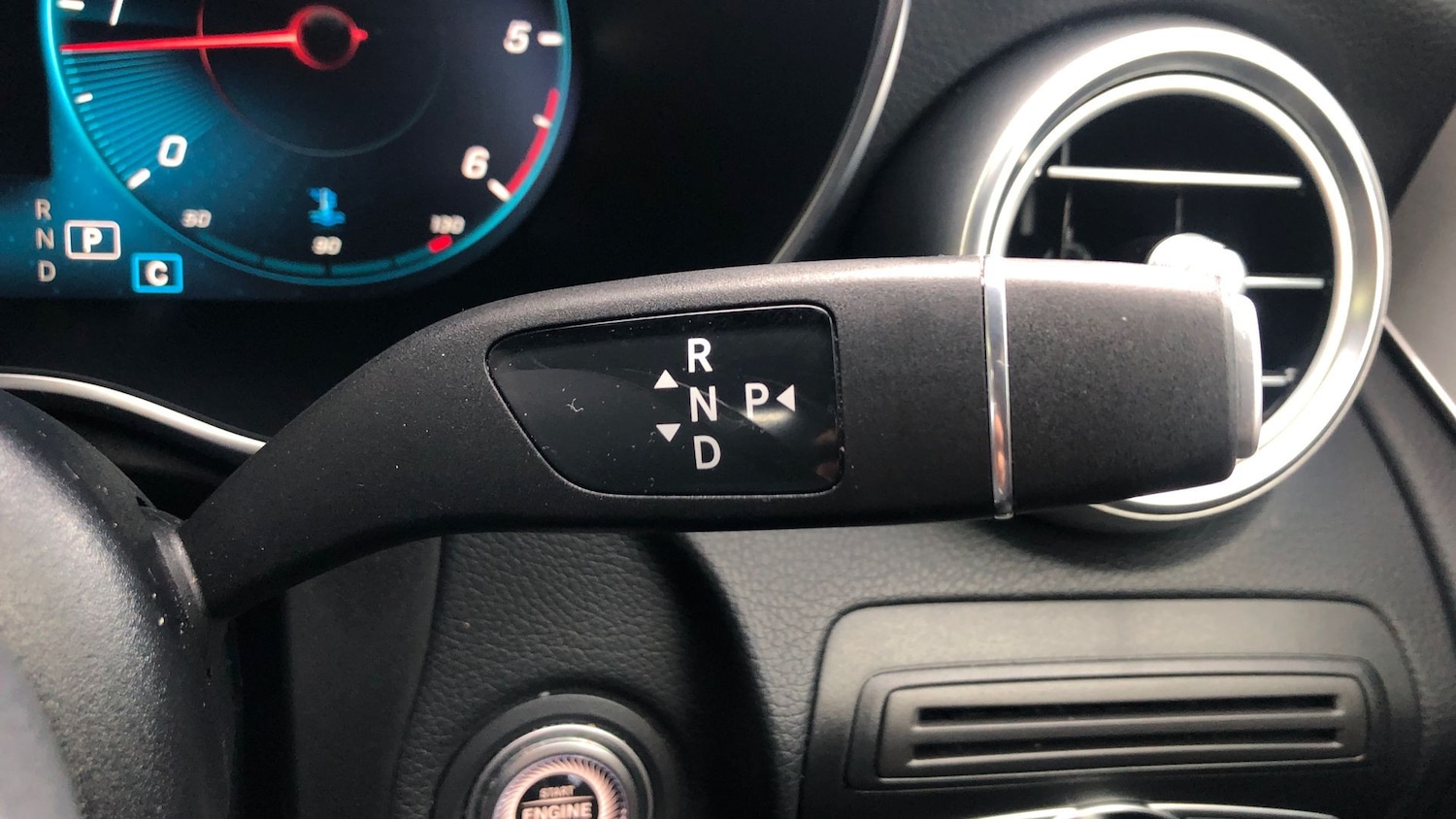 Used Mercedes-Benz GLC 2021 for sale - 76413704: Photo 32