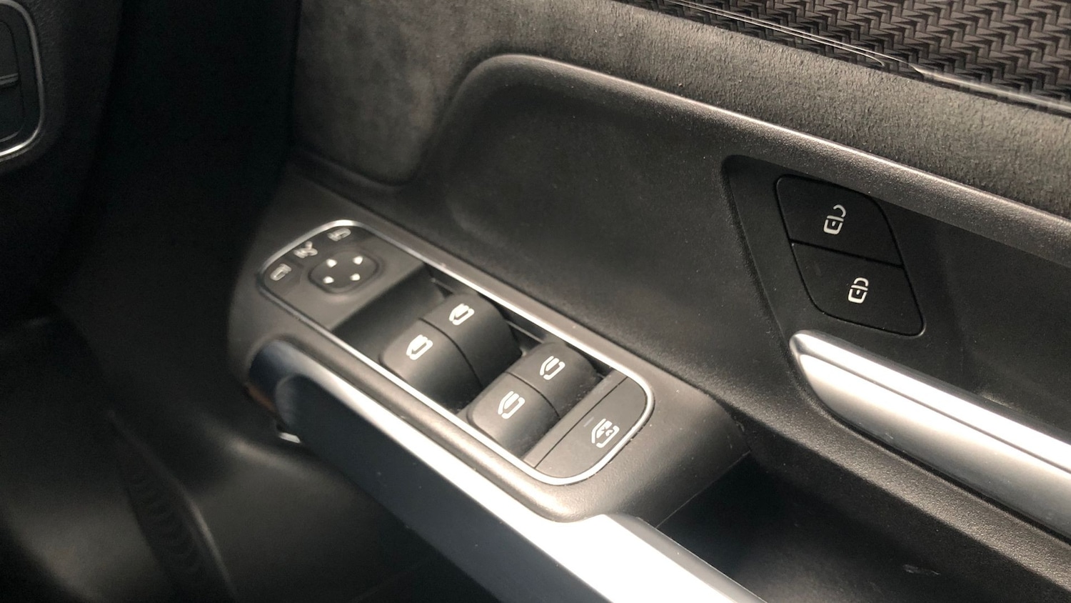 Used Mercedes-Benz GLB 2024 for sale - 77254237: Photo 35