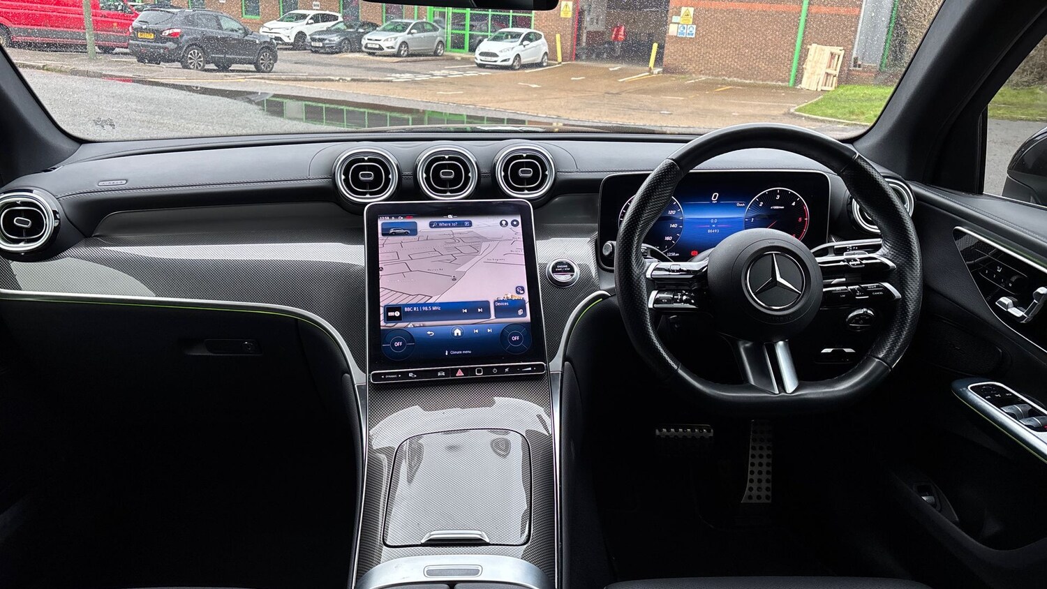 Used Mercedes-Benz GLC 2023 for sale - 77689415: Photo 18