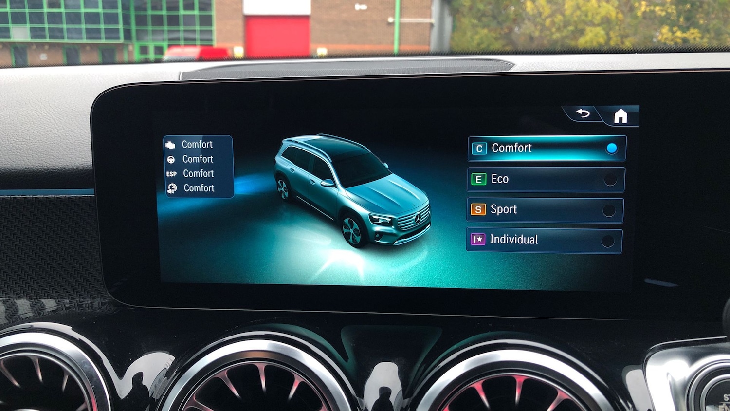 Used Mercedes-Benz GLB 2024 for sale - 76413504: Photo 24