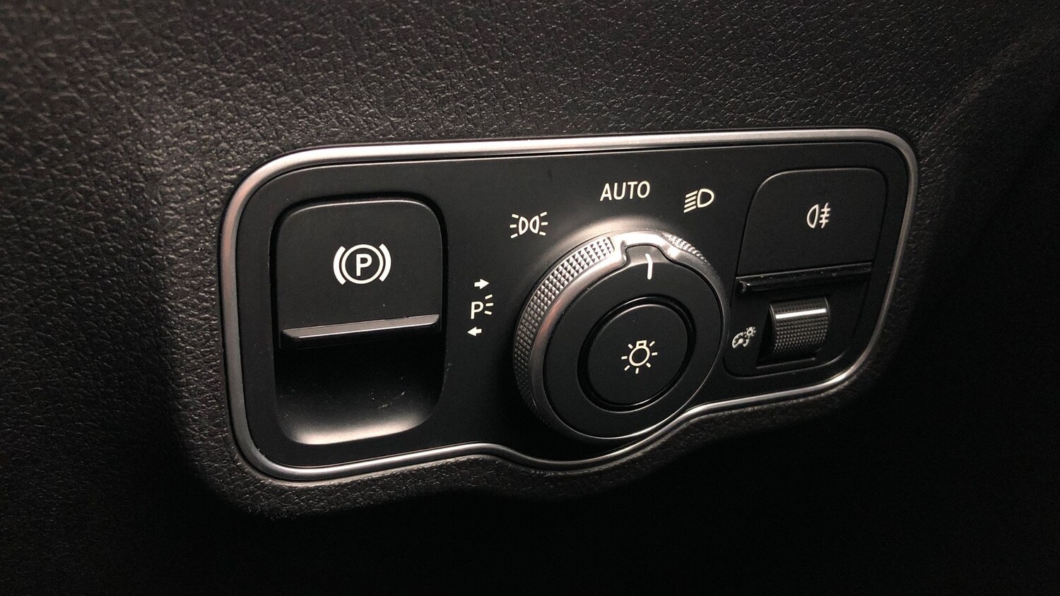 Used Mercedes-Benz GLB 2024 for sale - 76413504: Photo 33