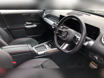 Used Mercedes-Benz GLB 2024 for sale - 77543714: Photo