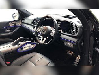 Used Mercedes-Benz GLS 2023 for sale - 77152433: Photo