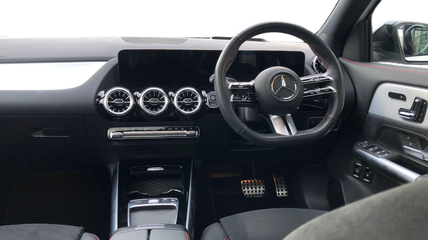 Used Mercedes-Benz GLA 2024 for sale - 77354997: Photo 10